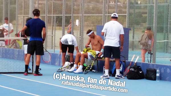 Rafa Nadal en sesin de entrenamiento en Manacor - 21 de Julio 2014 - Copyright Anuska, fan de Rafa