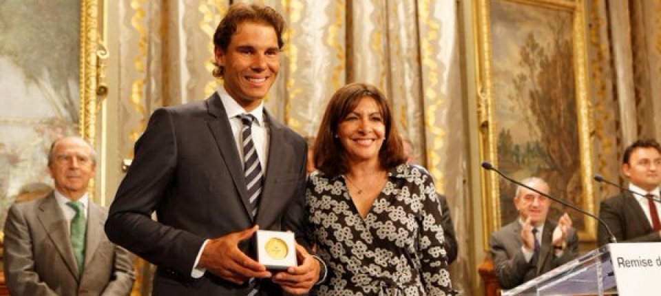 La Alcaldesa de Paris, Anne Hidalgo, respalda a Nadal: inaceptable el atentado contra su honor