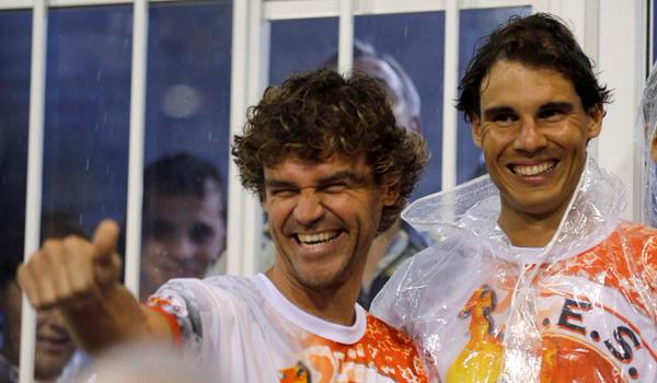 Rafa Nadal desfilando en el Carnaval de Ro junto a Ferrer y Guga Pict. 2