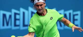 Djokovic, Ferrer y Robredo pasan a la tercera ronda en un Open de Australia con r�cord de retiradas