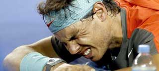 Rafa Nadal: Mi espalda se qued� clavada en el peloteo