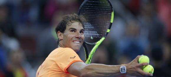 Nadal celebra su victoria frente a Lorenzi en el China Open 2016