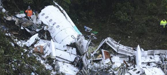 Avin estrellado con la delegacin del Chapecoense a bordo - Noviembre 2016