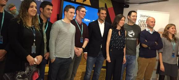 Nadal junto a jvenes pretendientes al programa Telefnica Open Future