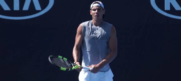 Nadal se entrega al mximo en su primer entreno este martes en Melbourne