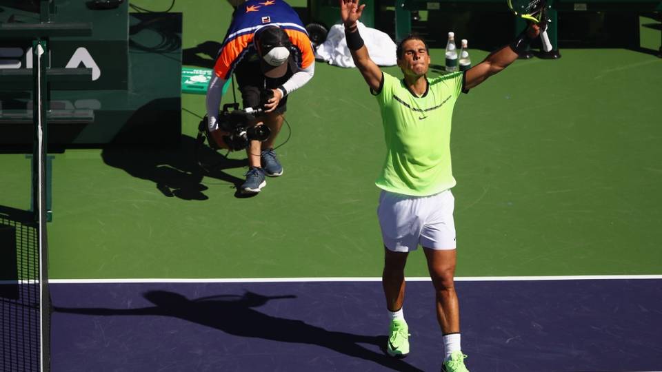 Nadal celebra su victoria frente a Guido Pella en Indian Wells 2017