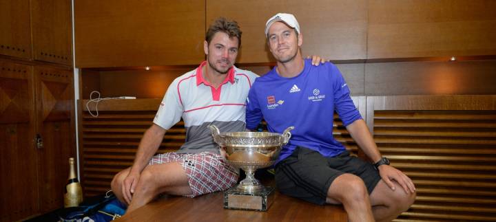 Norman posando con Wawrinka tras ganar Roland Garros 2015 (C) Pool/Getty Images Europe