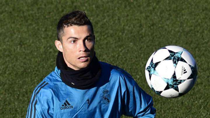 Cristiano Ronaldo durante este martes con el Real Madrid, previo a su partido de maana de Champions contra el Dortmund (C) AFP PHOTO / PIERRE-PHILIPPE MARCOU