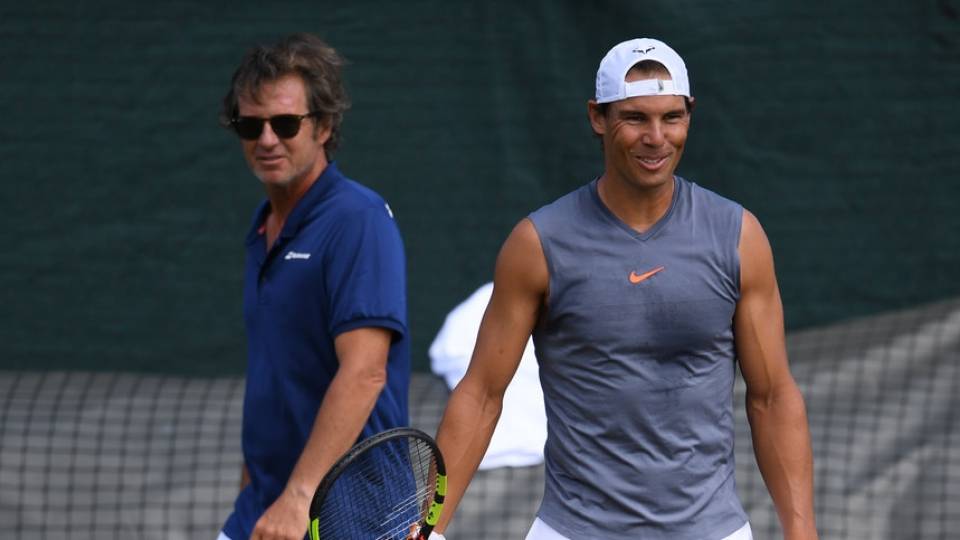 Francis Roig y Rafa Nadal durante un entrenamiento en Wimbledon 2019