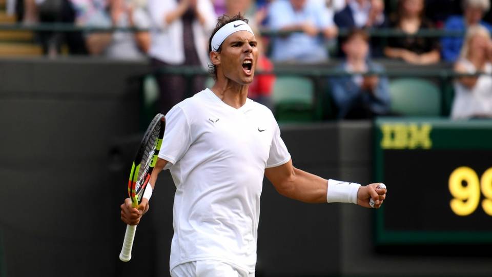 Nadal celebrando su pase a semifinales en Wimbledon 2019