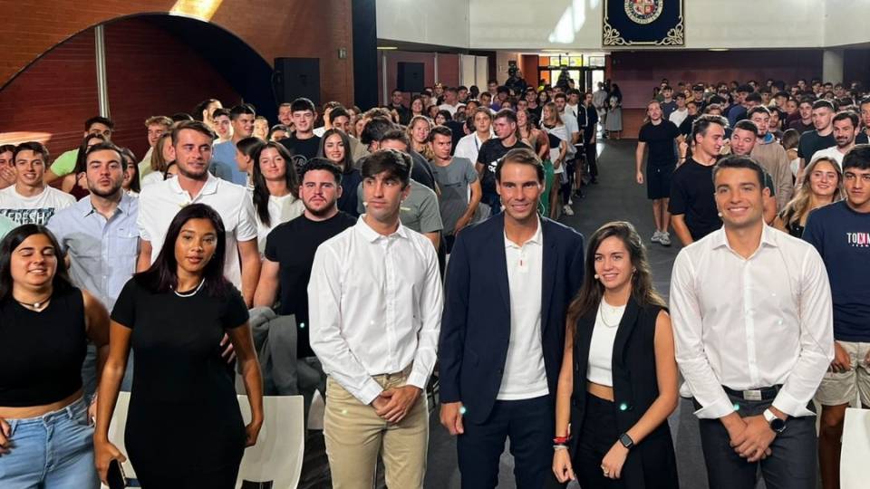 Rafa Nadal inaugurando el curso 2022-2023 de la UAX Rafa Nadal Sports University