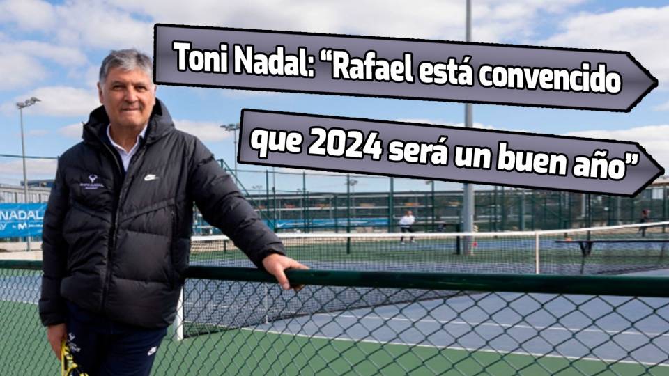 Toni Nadal posando en las instalaciones de la Academia Rafa Nadal